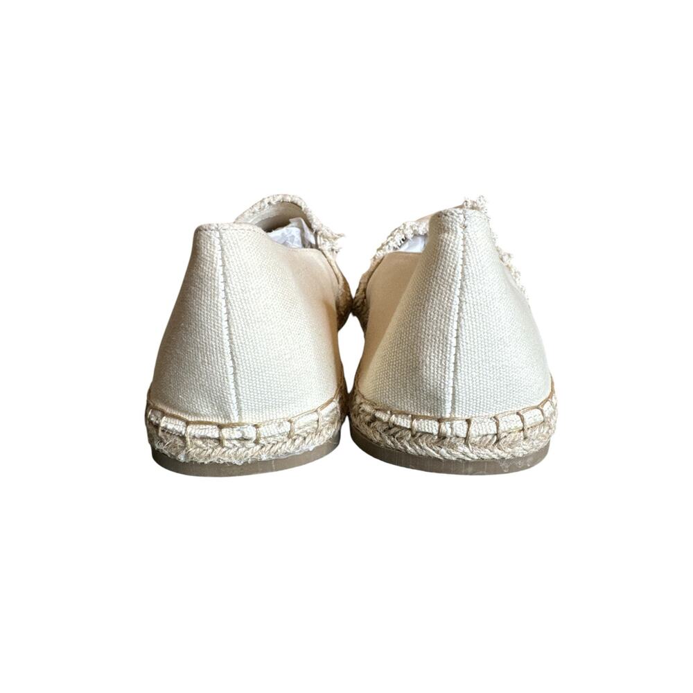 Torrid Cream Canvas Round Toe Slip On Espadrille Travel Vacation Sz: 10 - Picture 2 of 8